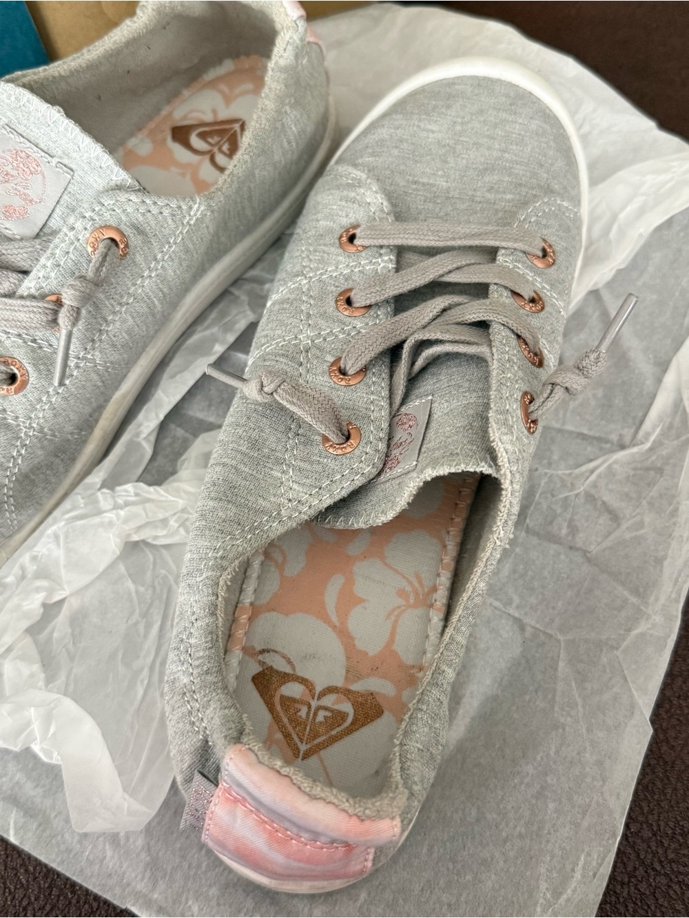 Roxy Casual Grey Canvas Sneakers with Rose Gold Accents - Picture 2 of 4
